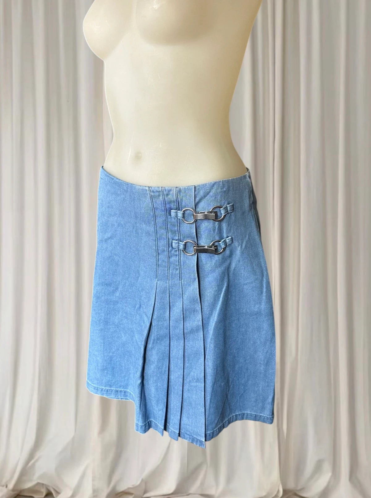 Dangerfield Liz Pleated Mini Denim Skort Buckle Design Y2K AU10 BNWT  - Image 2