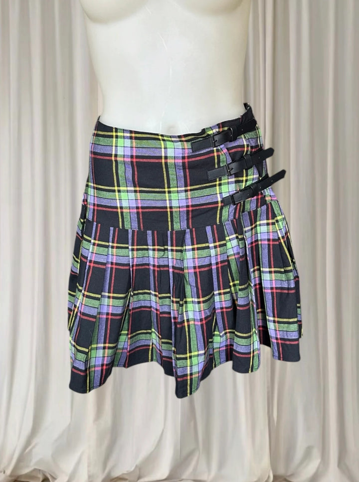 Black Friday Plaid Buckle Mini Skirt - Multi-Colour Pleated Design AU10 BNWT - Image 1