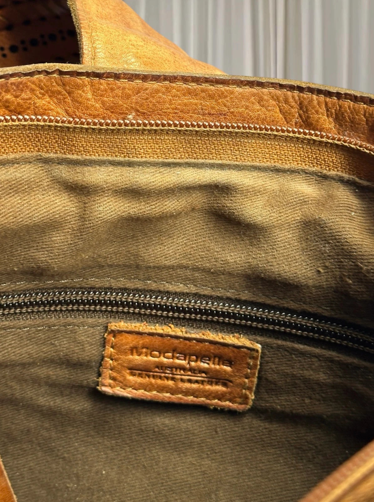 Modapelle Artisan Leather Crossbody Bag - Tan Boho Shoulder Bag - Image 7