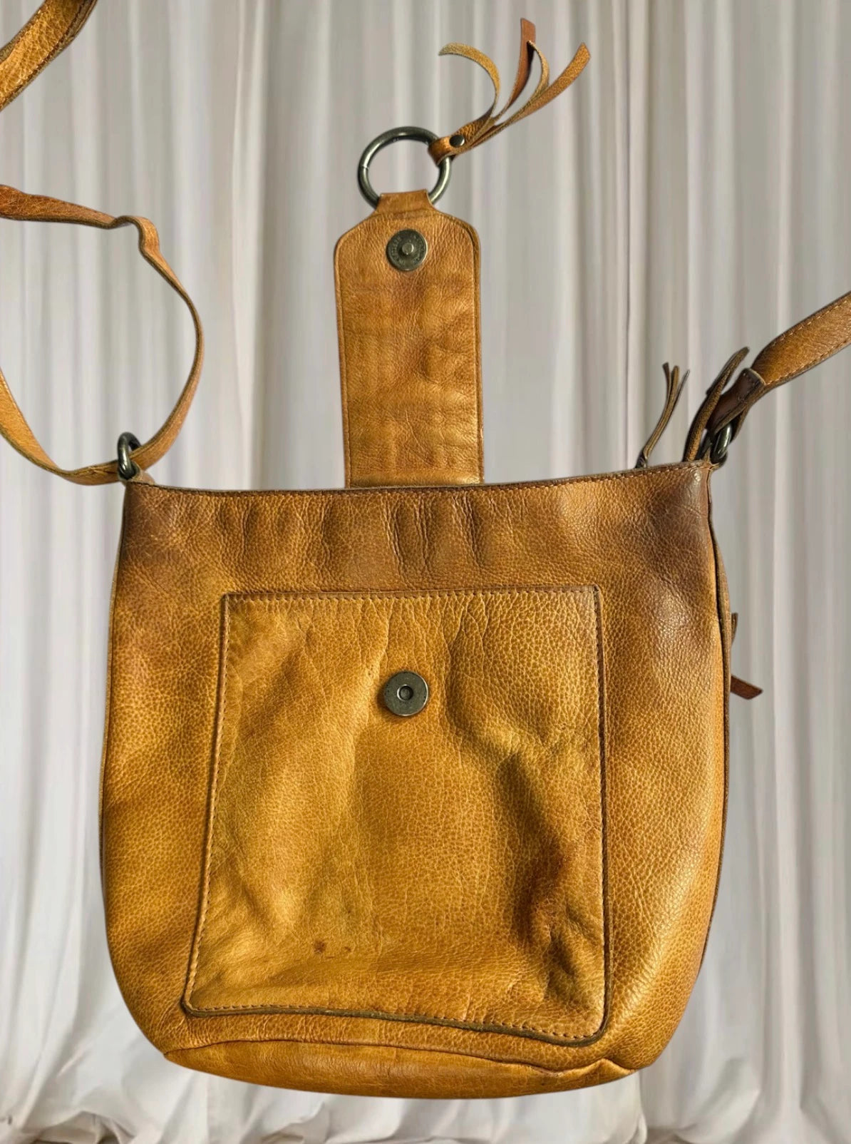 Modapelle Artisan Leather Crossbody Bag - Tan Boho Shoulder Bag - Image 4