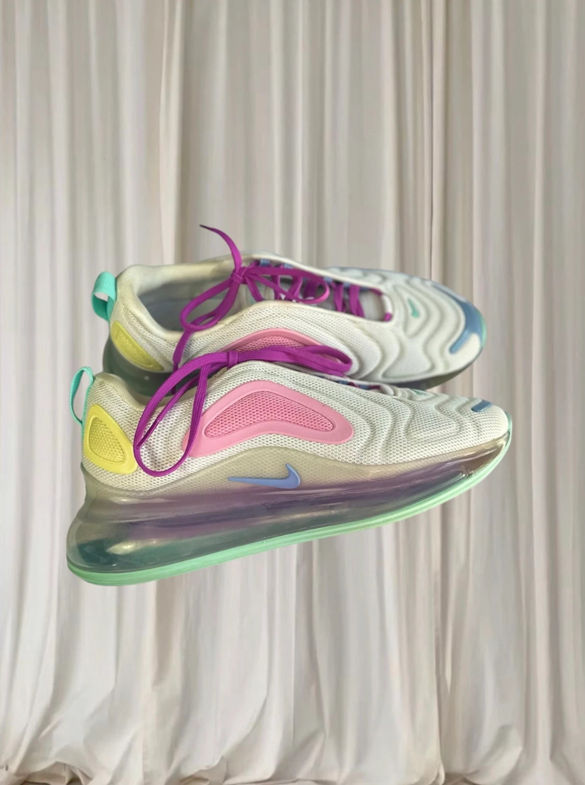 Nike Air Max 720 Sneakers - Women's US8 Aqua Powder AR9293-102  - Image 1