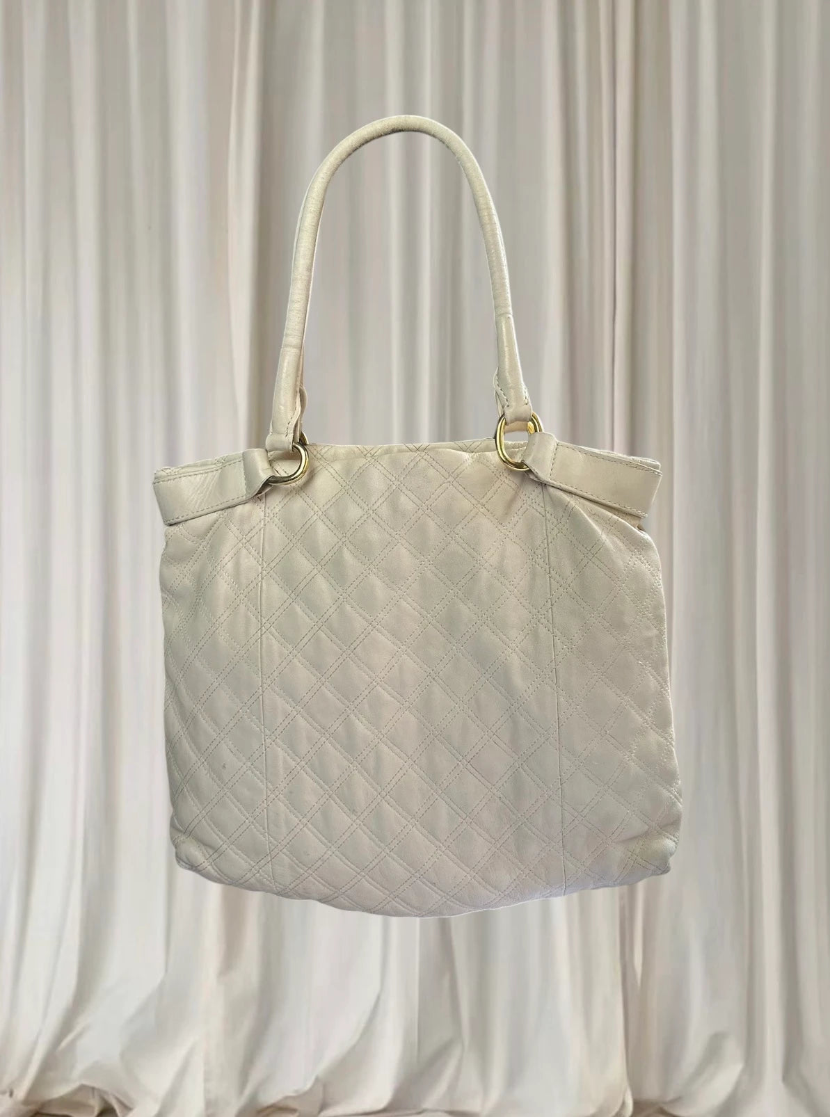 Witchery Quilted Leather Tote Bag - Elegant Beige Everyday Carry Bag - Image 2