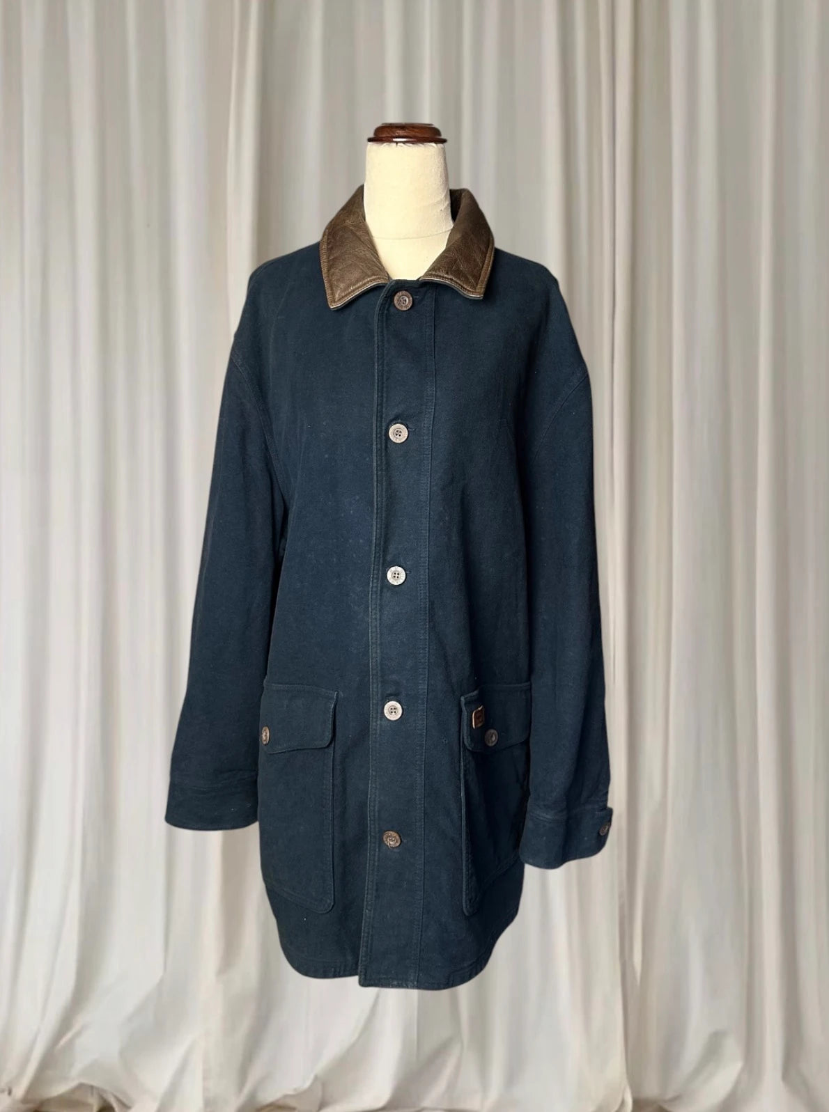 R.M.Williams Vintage Barn Coat - Navy With Leather Collar L - Image 4