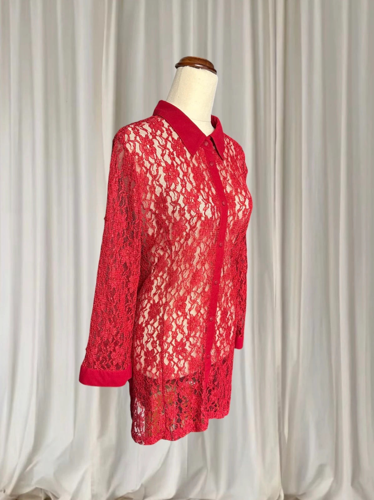 Vintage Sheer Button-Down Shirt - Elegant Red Floral Lace AU16 - Image 5