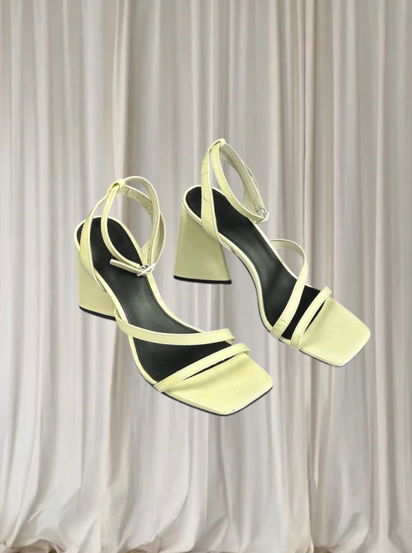 Wittner Strappy Block Heel Sandals - White Patent Square Toe EU37 - Image 1