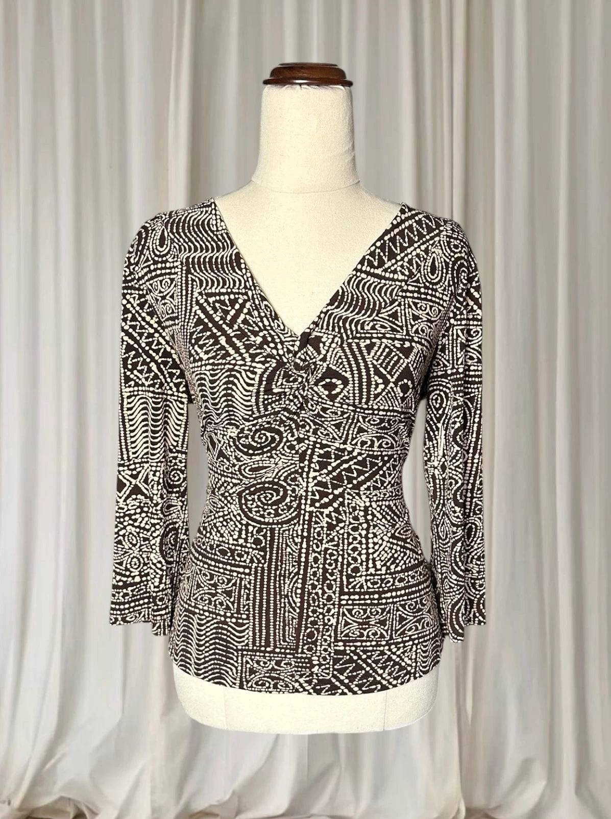 Vintage Boho Geometric Print V-Neck Blouse- Brown & White 3/4 Sleeve Blouse AU10 - Image 2