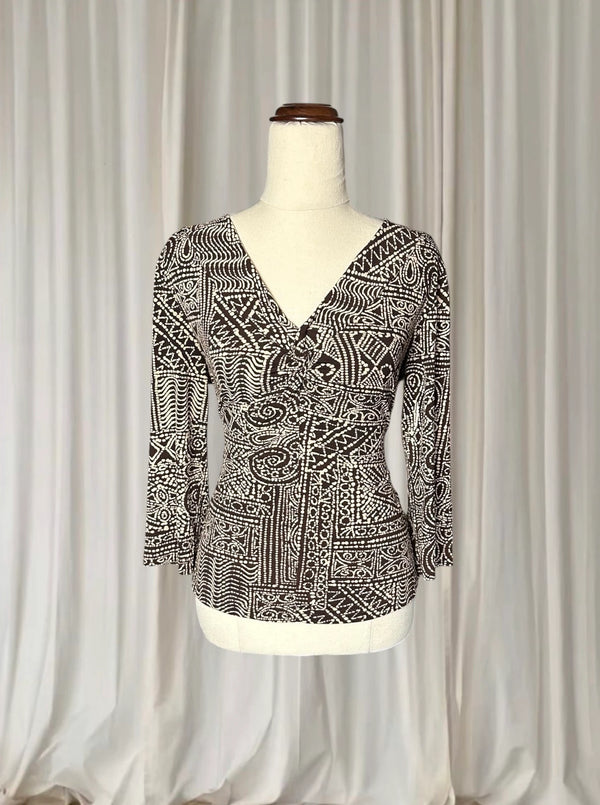 Vintage Boho Geometric Print V-Neck Blouse- Brown & White 3/4 Sleeve Blouse AU10 - Image 1