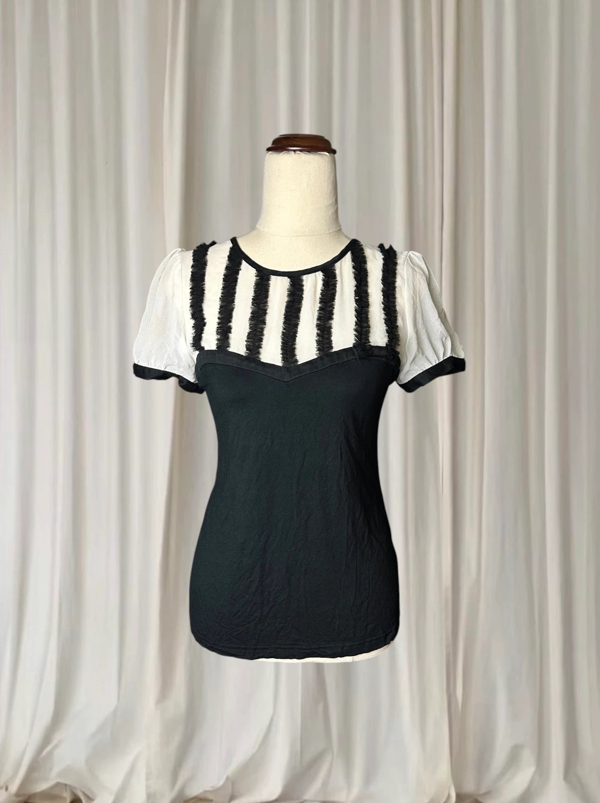 REVIEW Vintage Striped Ruffle Detail Blouse - Black and White Puff Sleeve Top - Image 1