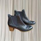 Django & Juliette Chelsea Boots - Black Leather Block Heels 41 - Image 1