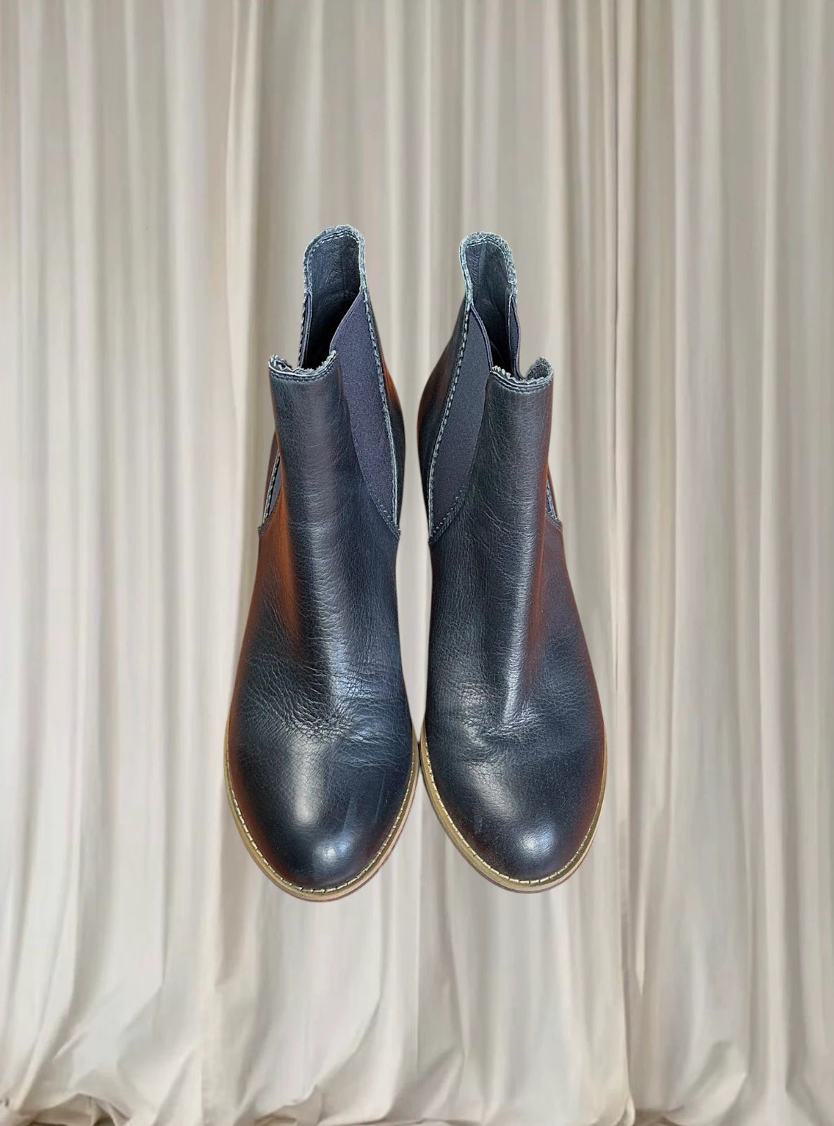 Django & Juliette Chelsea Boots - Black Leather Block Heels 41 - Image 3