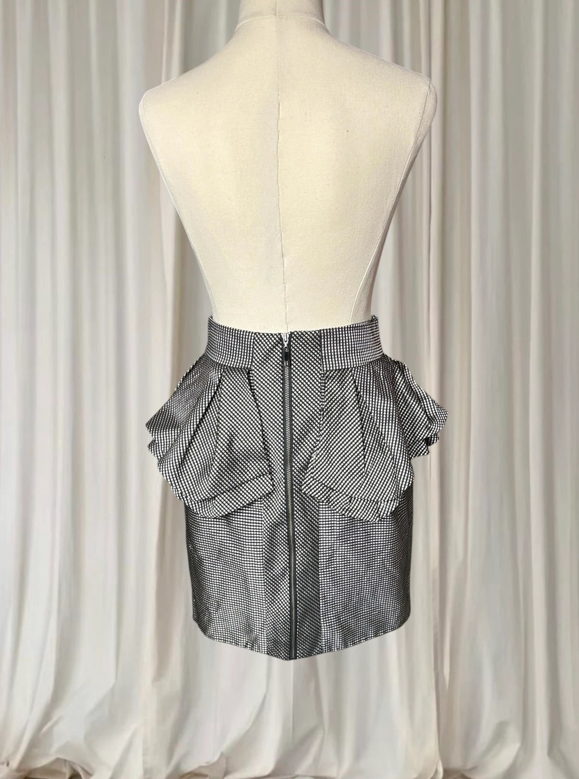 Cue Gingham Peplum Pencil Skirt - Tailored Black and White Check AU6 XS - Image 5