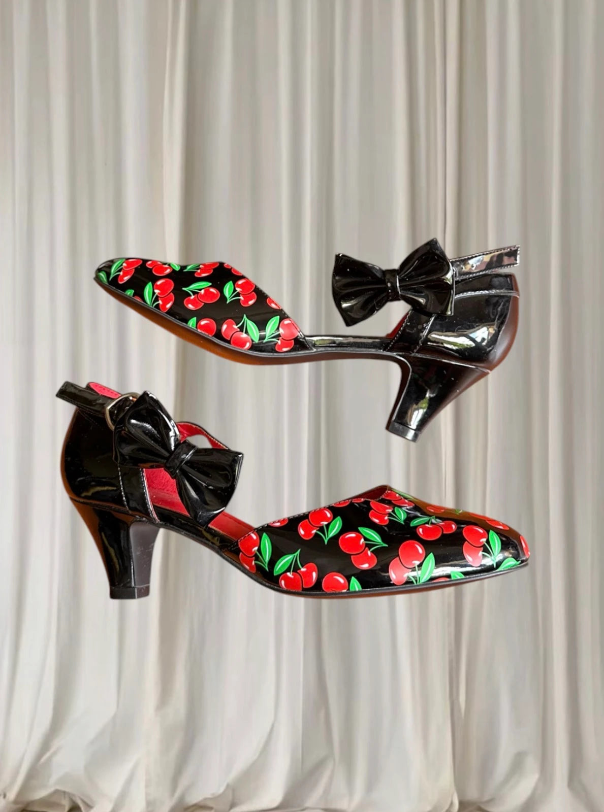 SugarPOP Morello Cherry Black Patent Bow Kitten Heels AU9 - Image 4