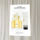 Marc Jacobs Daisy Travel Exclusive Gift Set EDT 100ml Lotion 75ml NEW - Image 4