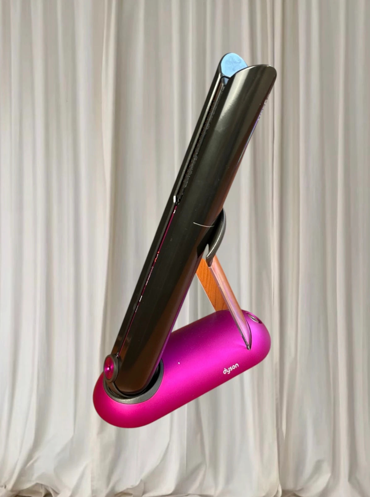 Dyson Corrale Hair Straightener HS03 - Reduced Heat Damage Hair Styling - Image 2
