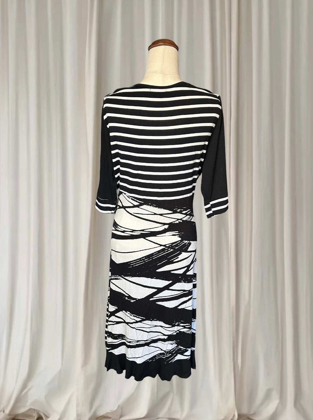 Threadz Grunge Vintage Abstract Print Midi Dress - Women's Black/White L - Image 5