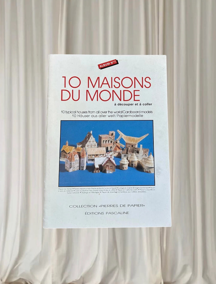 Éditions Pascaline Paper Craft Book - 10 Maisons Du Monde Vintage Architecture - Image 1