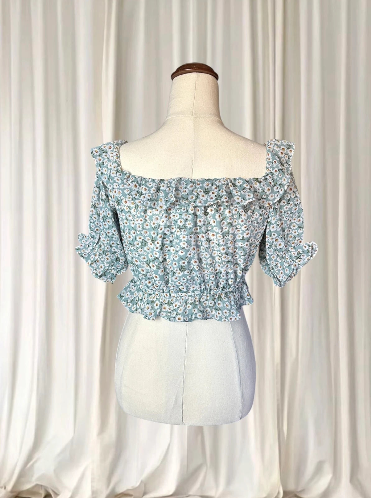 Boho Spring Floral Off-Shoulder Crop Top - Flattering Ruffled Summer Style AU8 - Image 6
