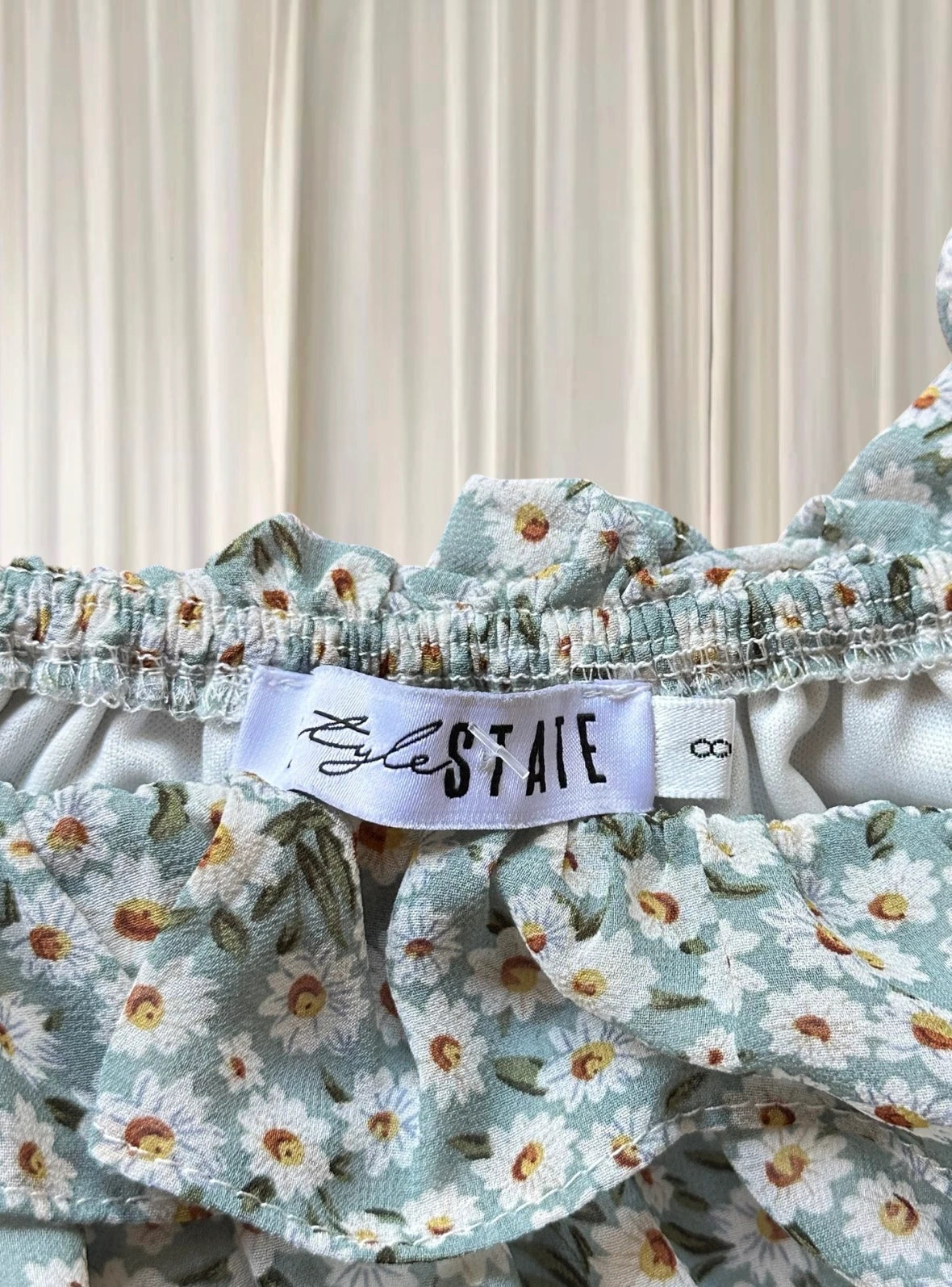 Boho Spring Floral Off-Shoulder Crop Top - Flattering Ruffled Summer Style AU8 - Image 7