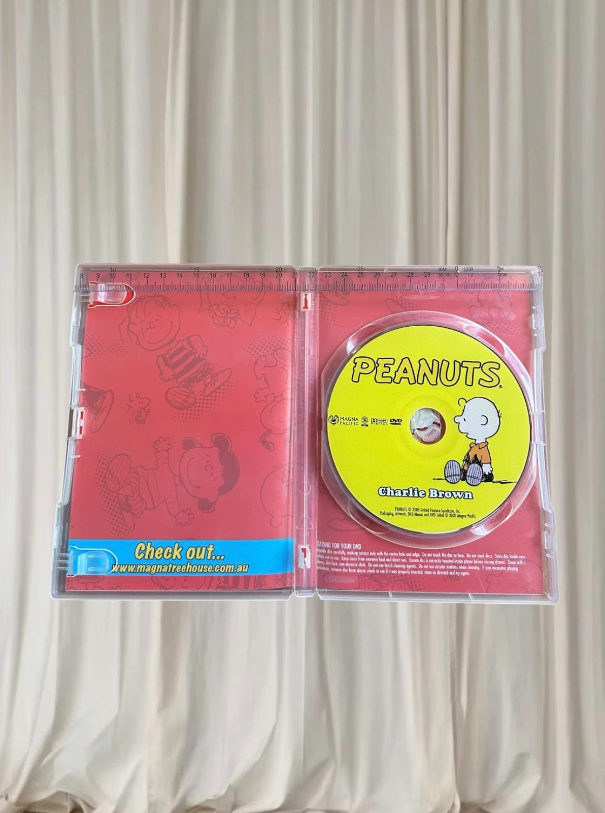 Peanuts Snoopy DVD Box Set 1 1973 Magna Pacific 3 Disc Cartoon Show  - Image 4