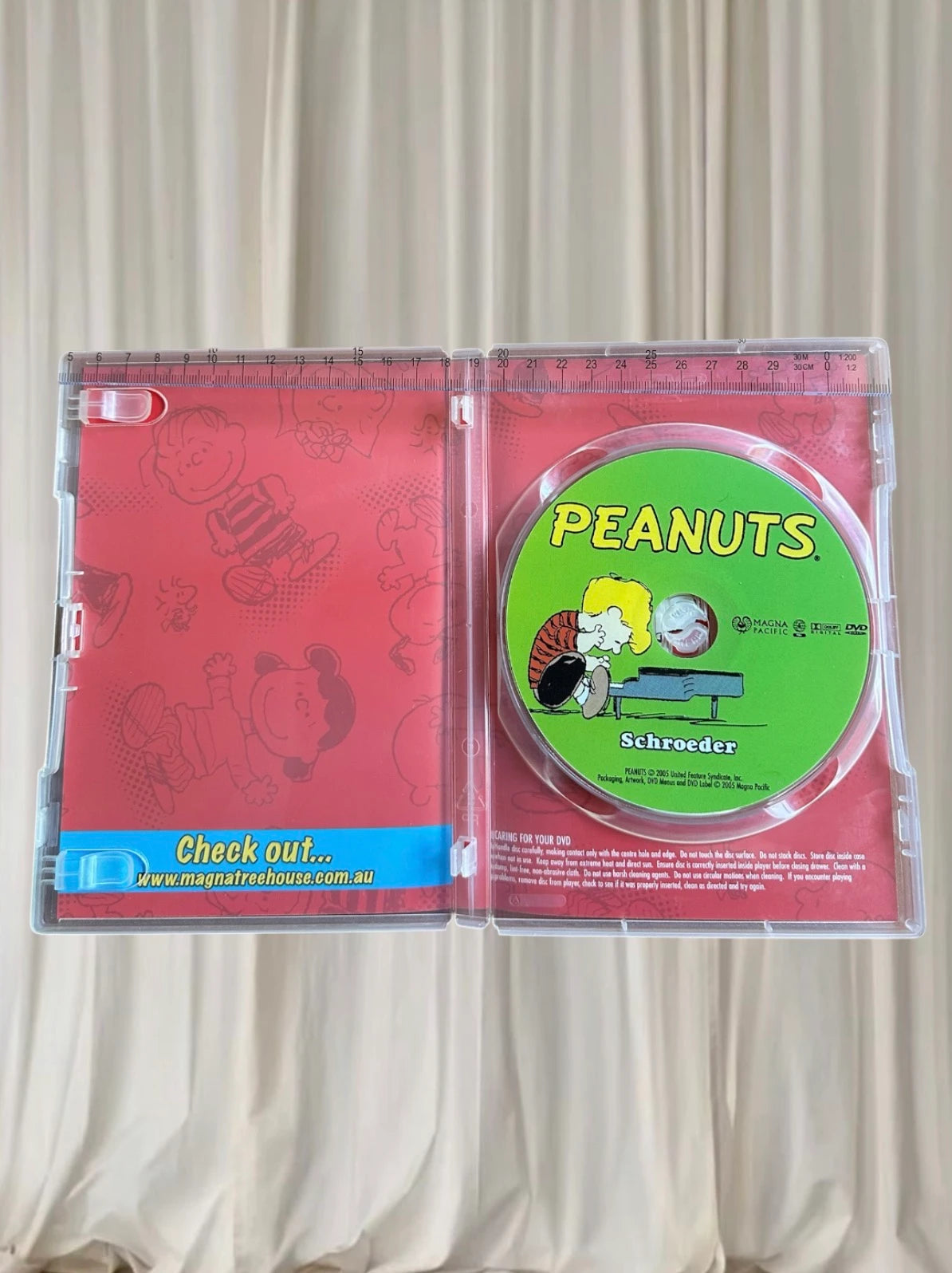 Peanuts Snoopy DVD Box Set 1 1973 Magna Pacific 3 Disc Cartoon Show  - Image 8