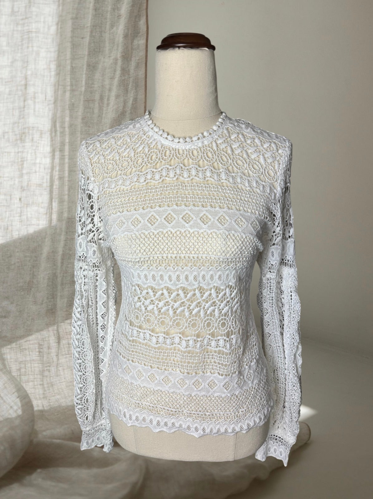 Bardot White Crochet Lace Long Sleeve Blouse - Textured Layering Piece AU10 - Image 2