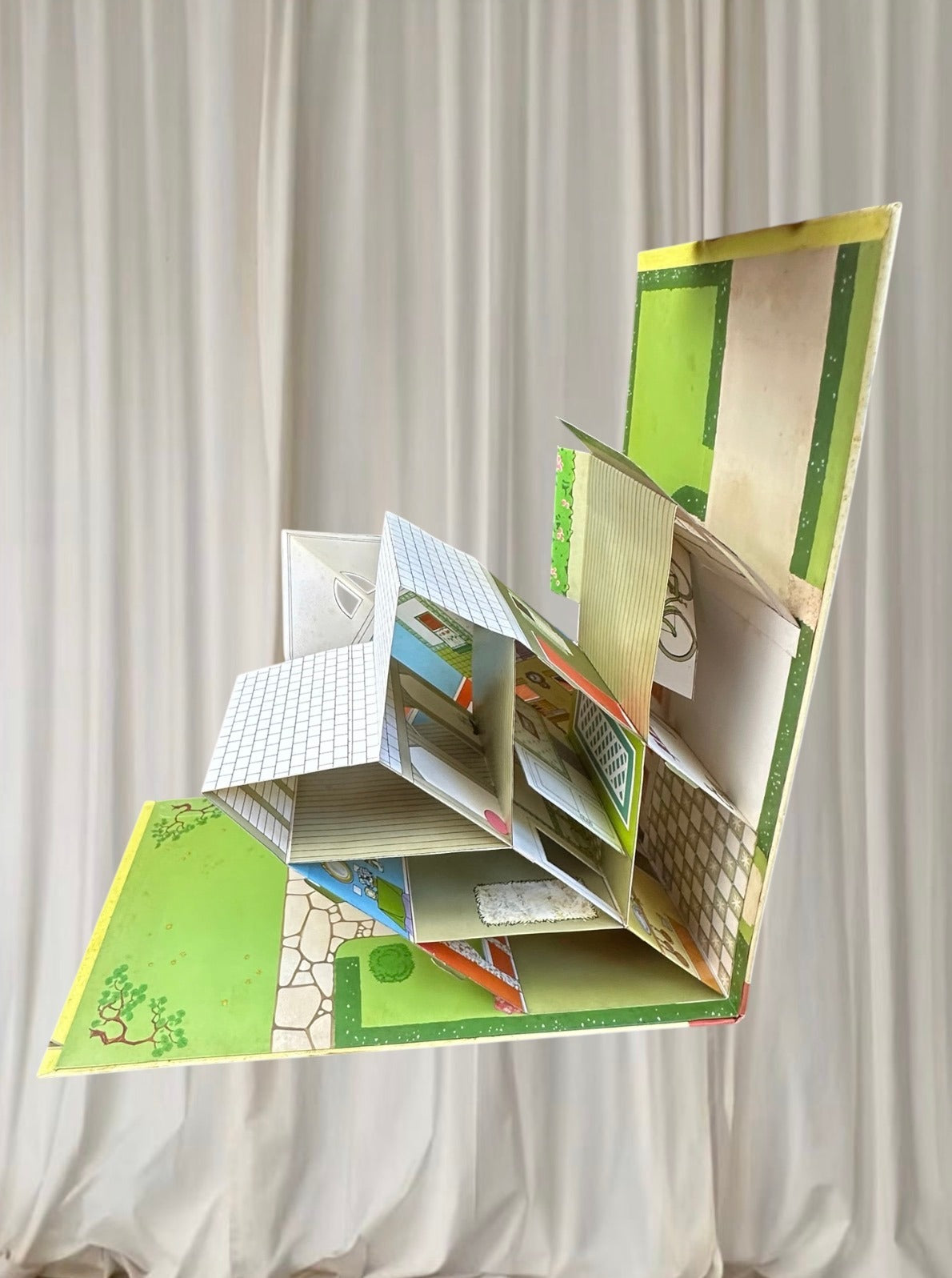 Random House Dollhouse Pop-Up Book - 1981 Interactive Vintage Play - Image 4