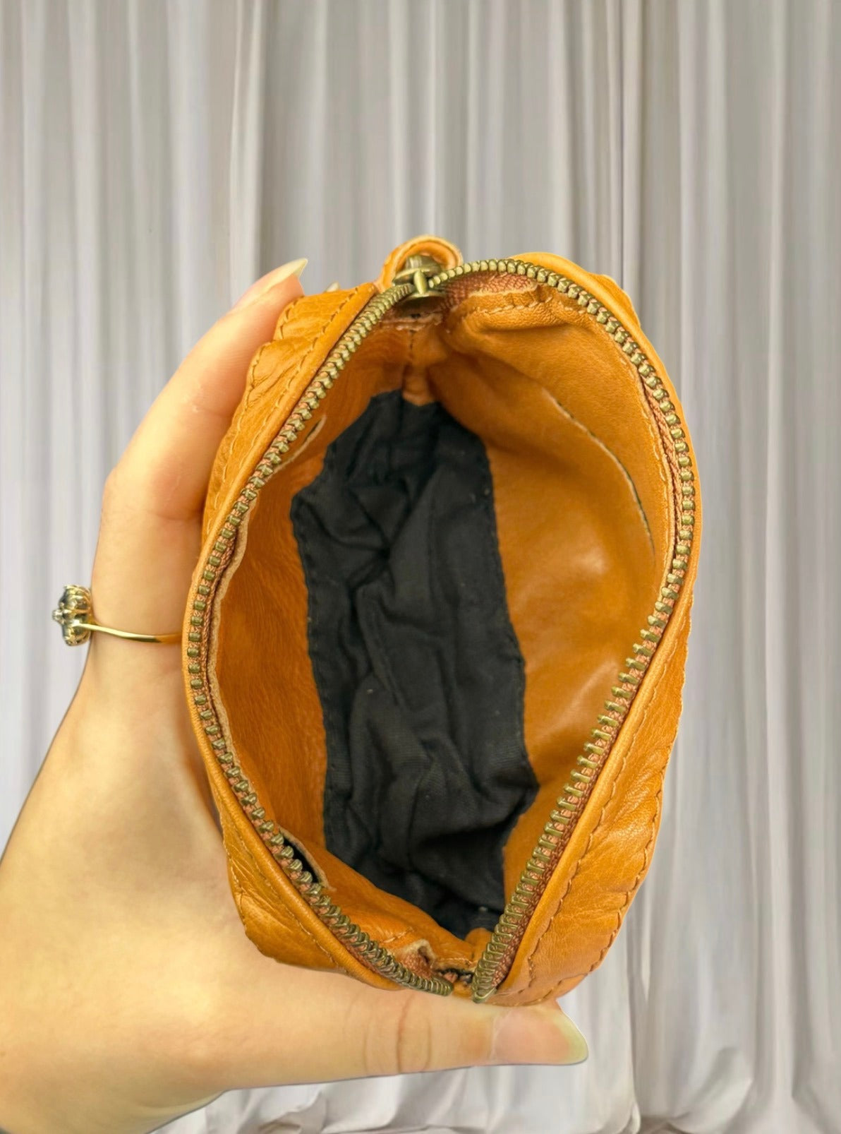 WANDERERS Small Leather Pouch - Vibrant Mustard Yellow Coin Purse - Image 4