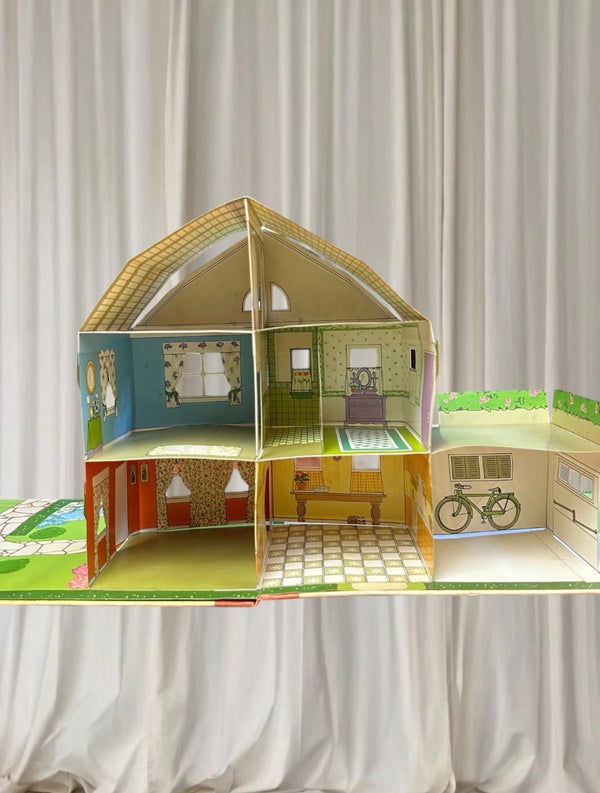 Random House Dollhouse Pop-Up Book - 1981 Interactive Vintage Play - Image 1