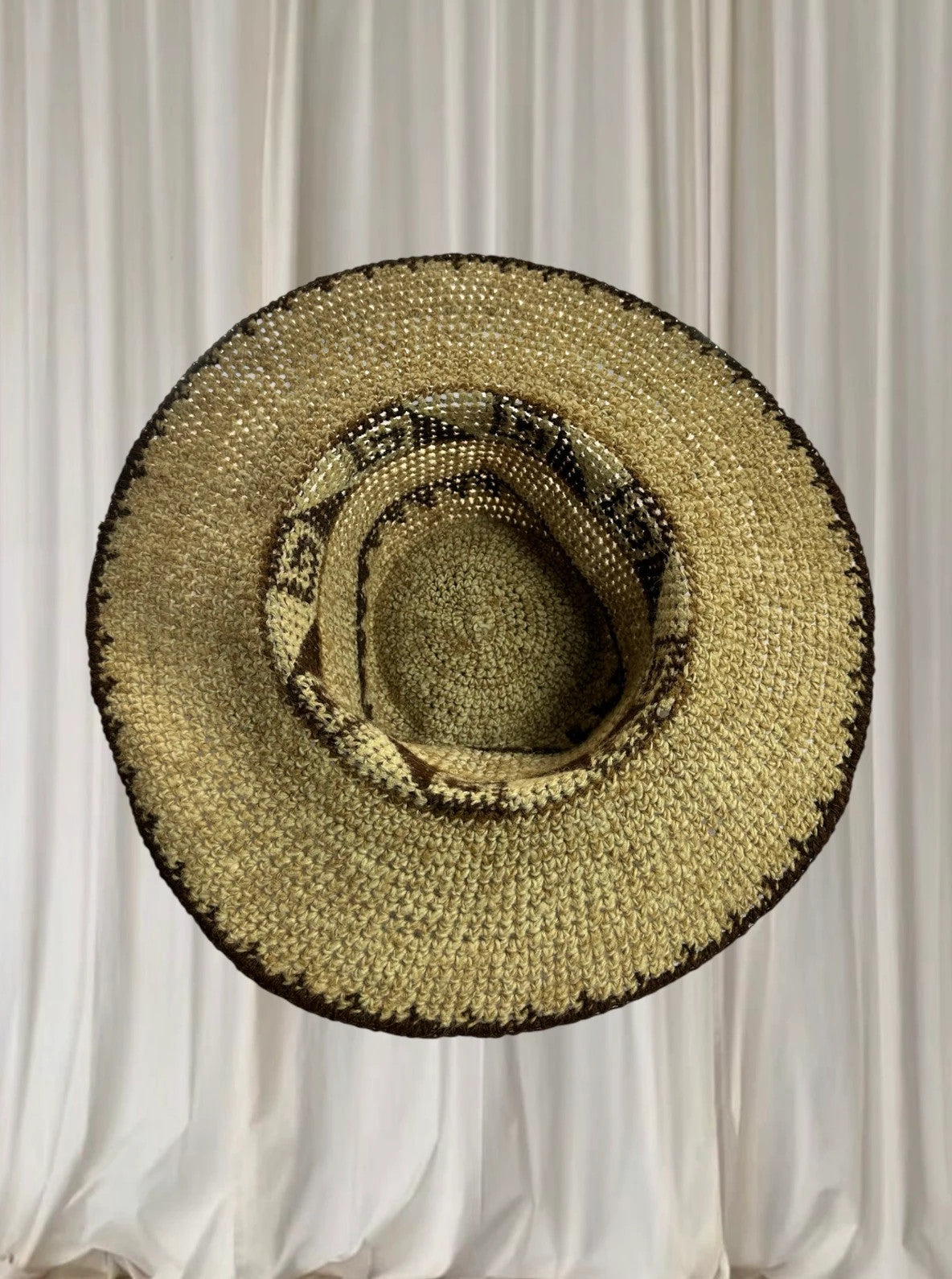 Artisanal Alpaca Wool Wide-Brimmed Sun Hat - Breathable Woven Design