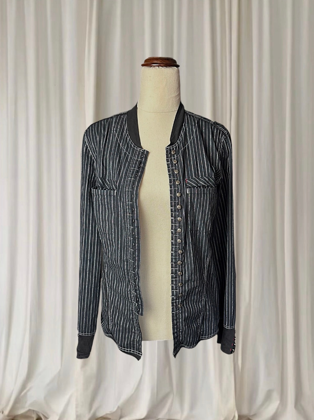 Verge Punk Grunge PinStriped Blouse - Hook and Eye Front Detail M - Image 6
