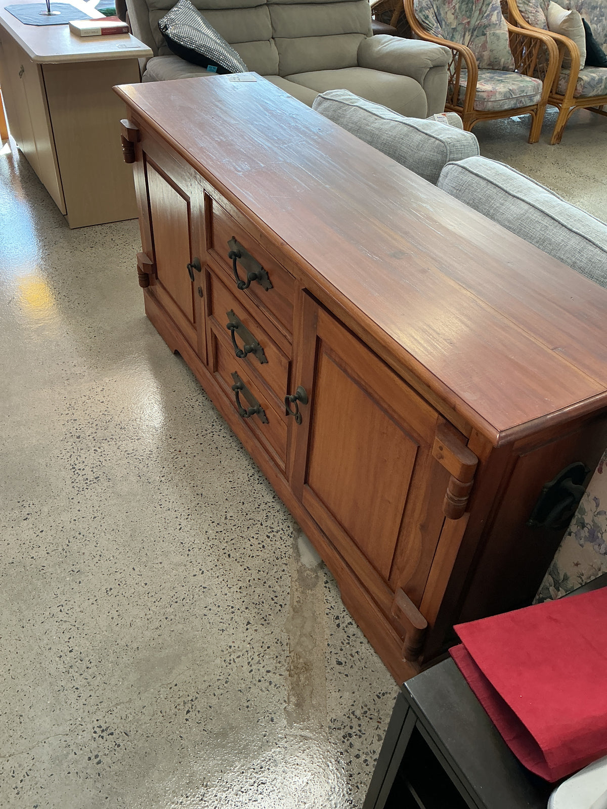 Sideboard