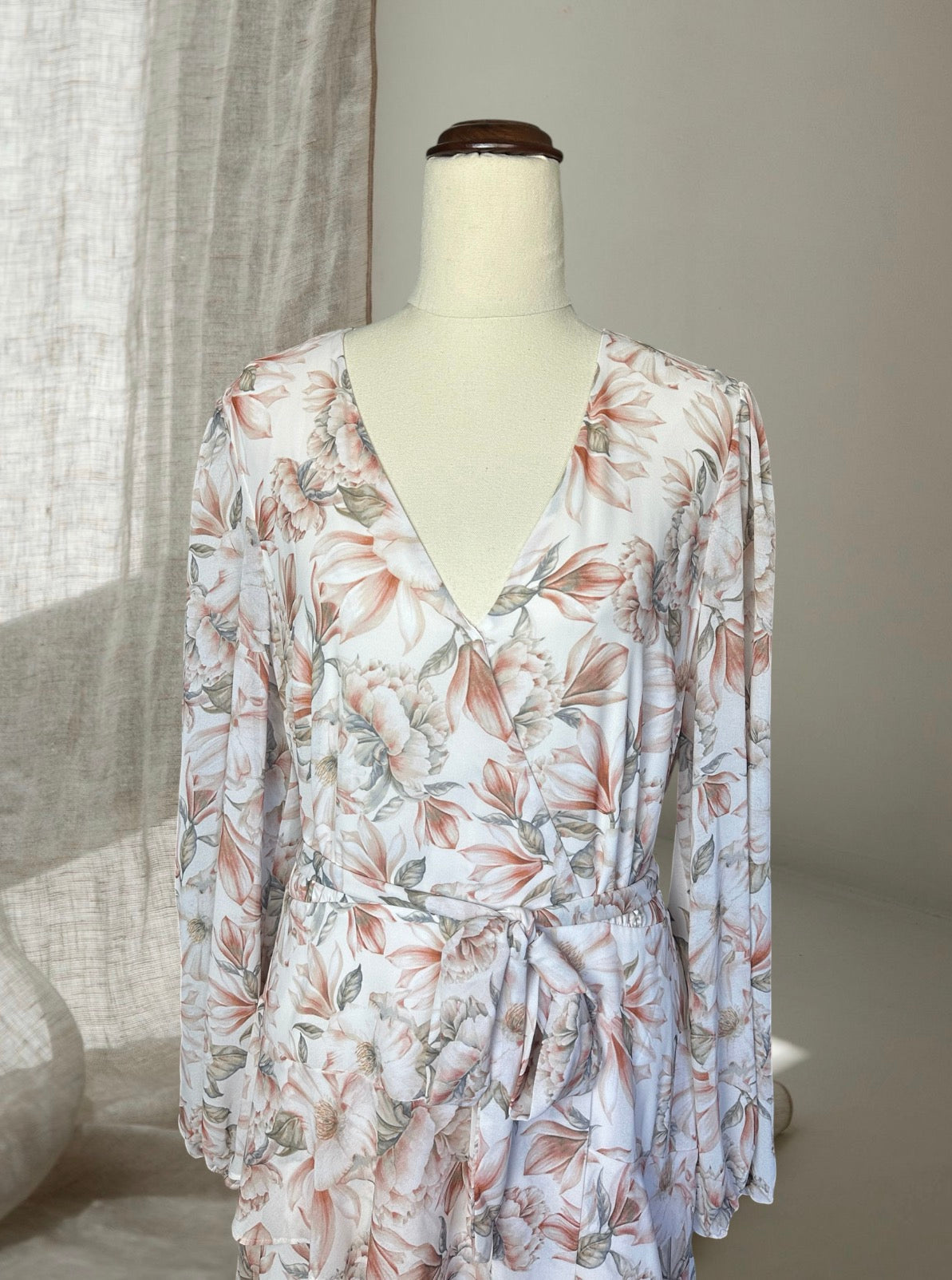 Forever New Boho Long Sleeve Floral Wrap Midi Dress AU14 (Large)