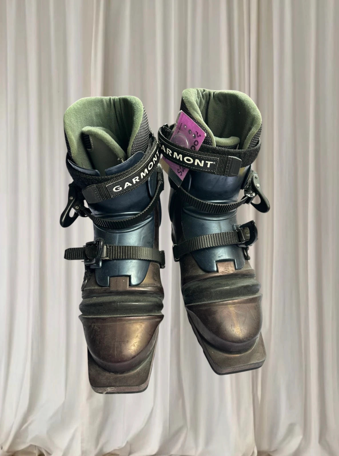 Garmont Excursion Telemark Ski Boots - Durable Backcountry Performance - Image 3