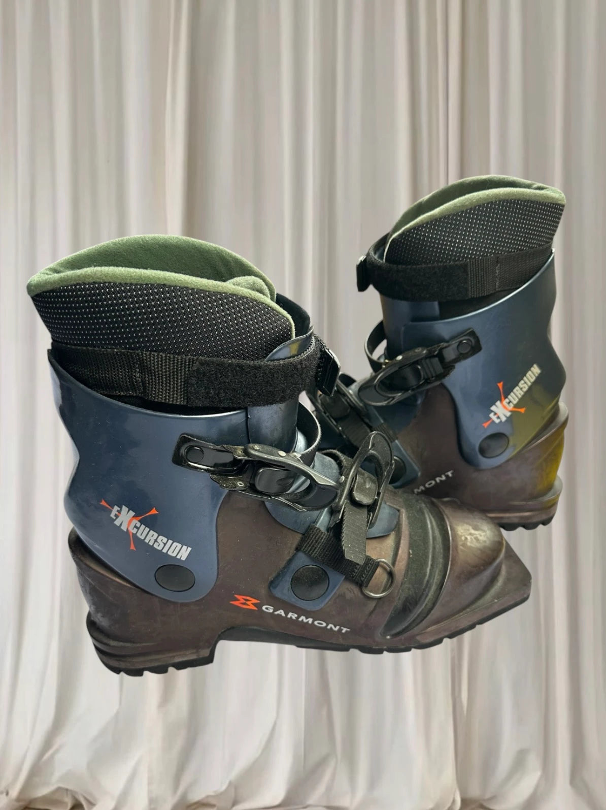 Garmont Excursion Telemark Ski Boots - Durable Backcountry Performance - Image 2