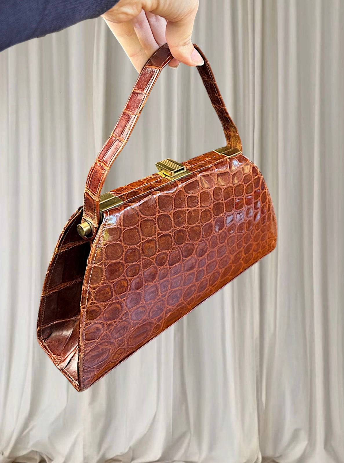 Vintage 1950s Brown Genuine Crocodile Leather Top Handle Handbag RARE