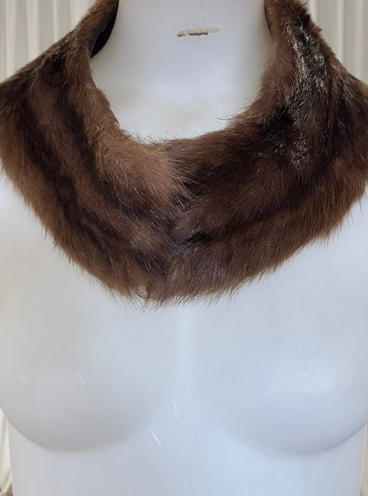 Genuine Fur Collar - Dark Brown. Luxurious &amp; Timeless Women's Outerwear Accessory