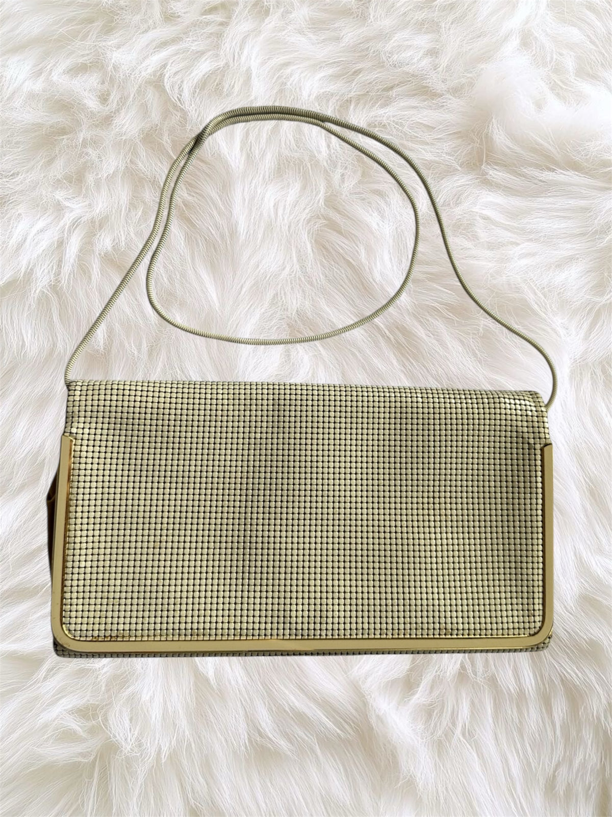 GLOMESH vintage clutch bag