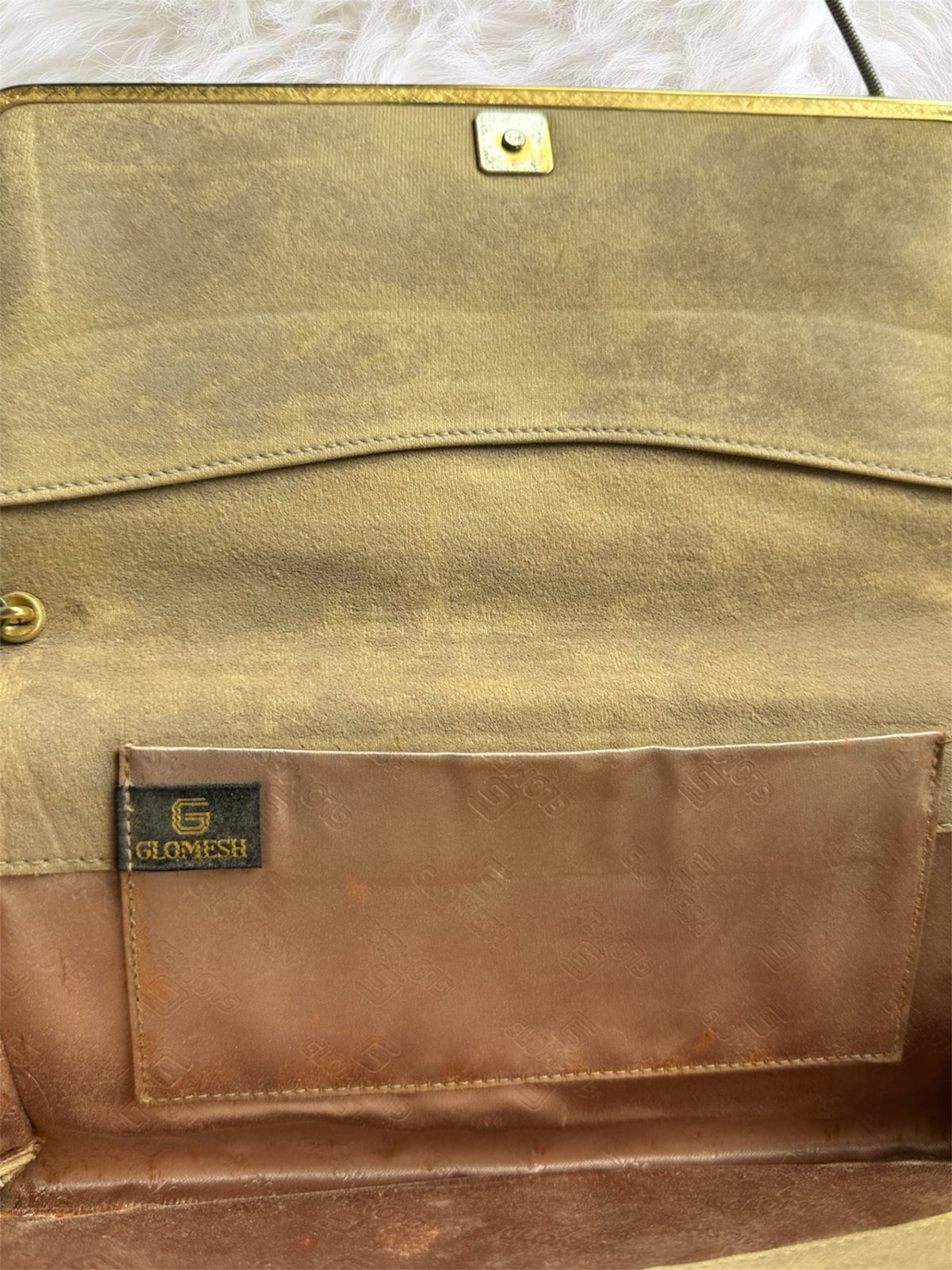 GLOMESH vintage clutch bag