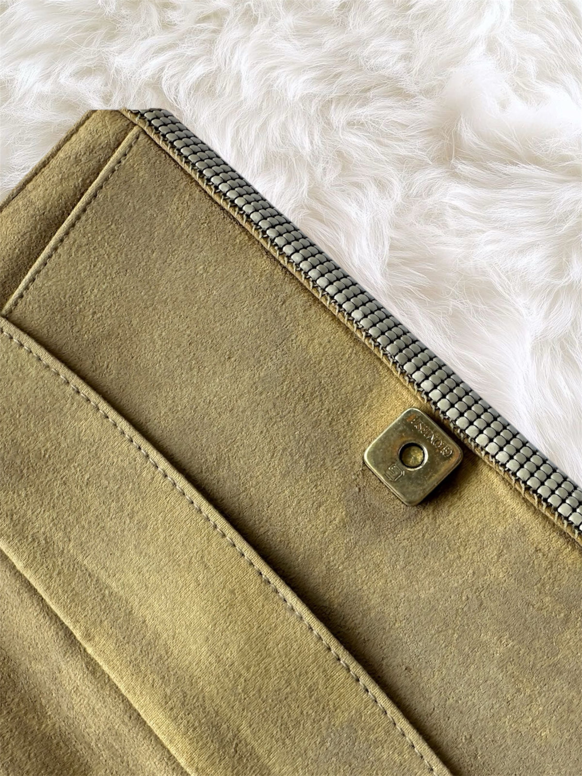 GLOMESH vintage clutch bag