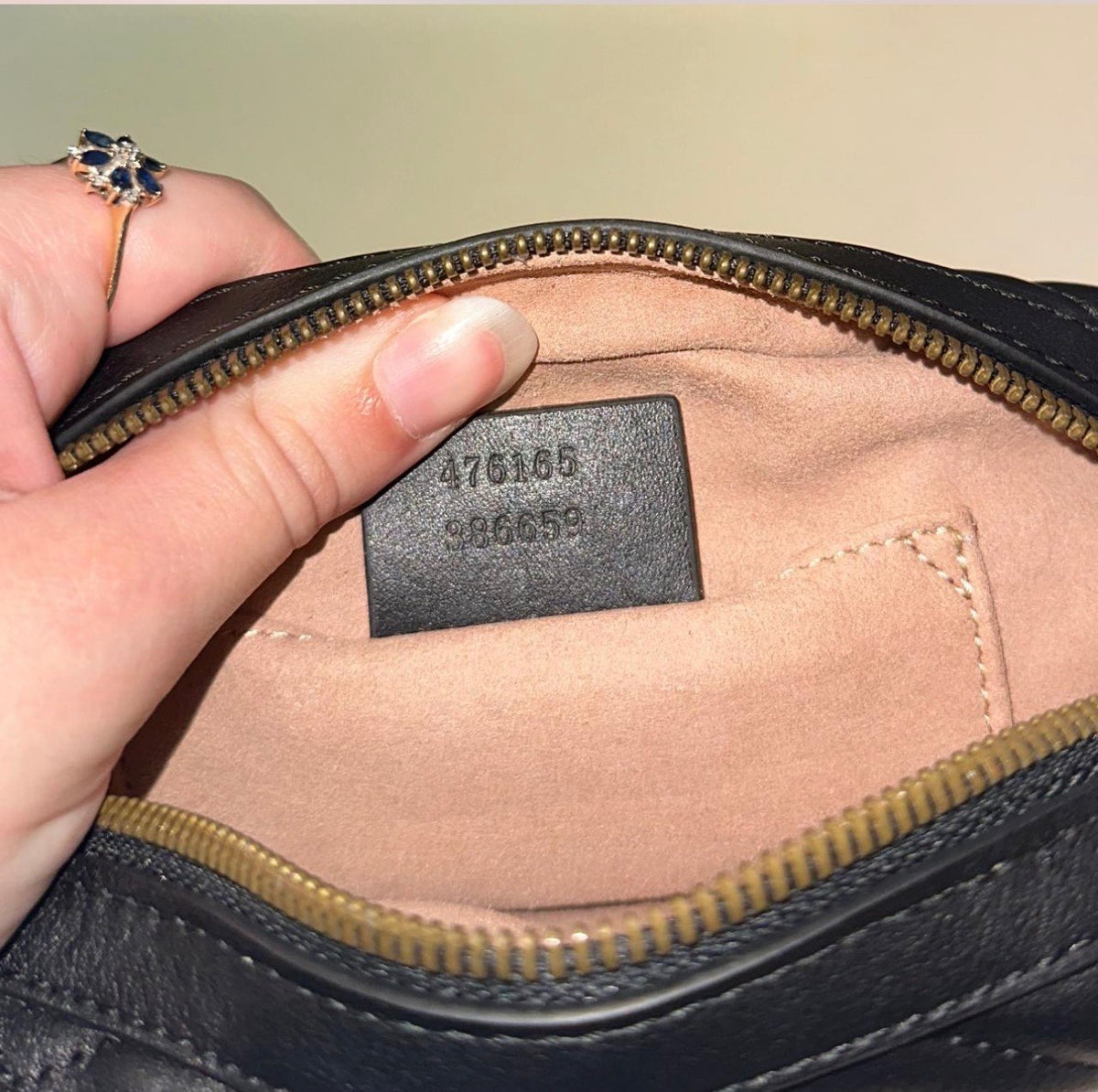 GUCCI Calfskin Matelasse GG Marmont Cosmetic Case in Black
