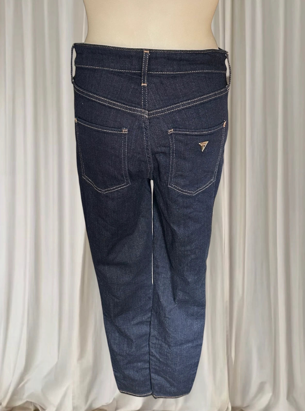 Guess Dark Wash Denim Jeans - Vintage Classic Fit - Image 4