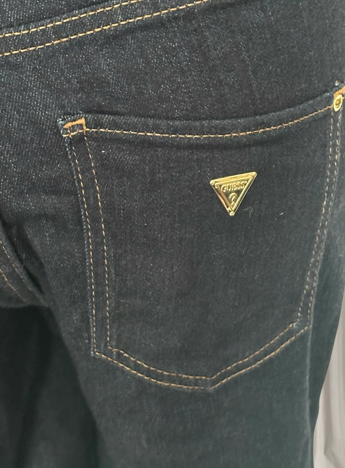 Guess Dark Wash Denim Jeans - Vintage Classic Fit - Image 5