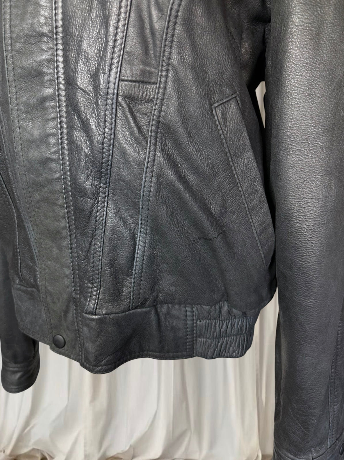 90s Vintage Huntley Genuine Leather Black Bomber Jacket Small