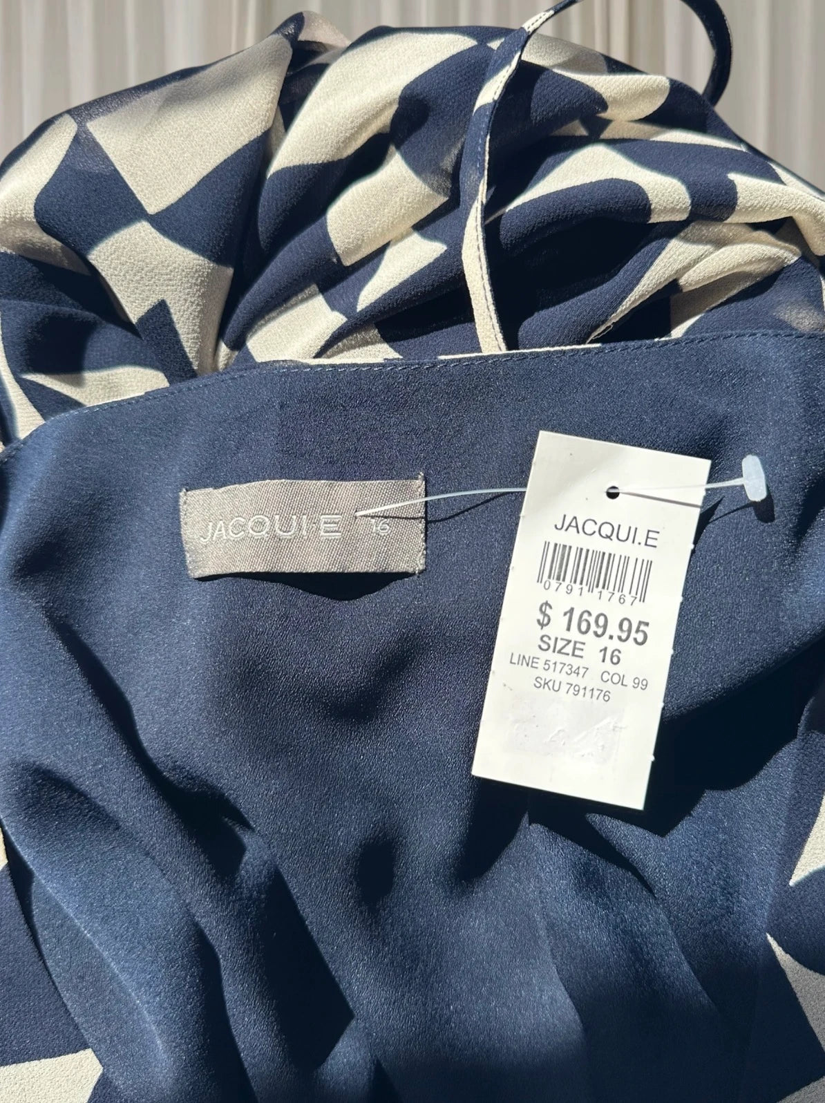 Jacqui E Wrap Dress - Blue Geometric Print Size 16 - Image 8