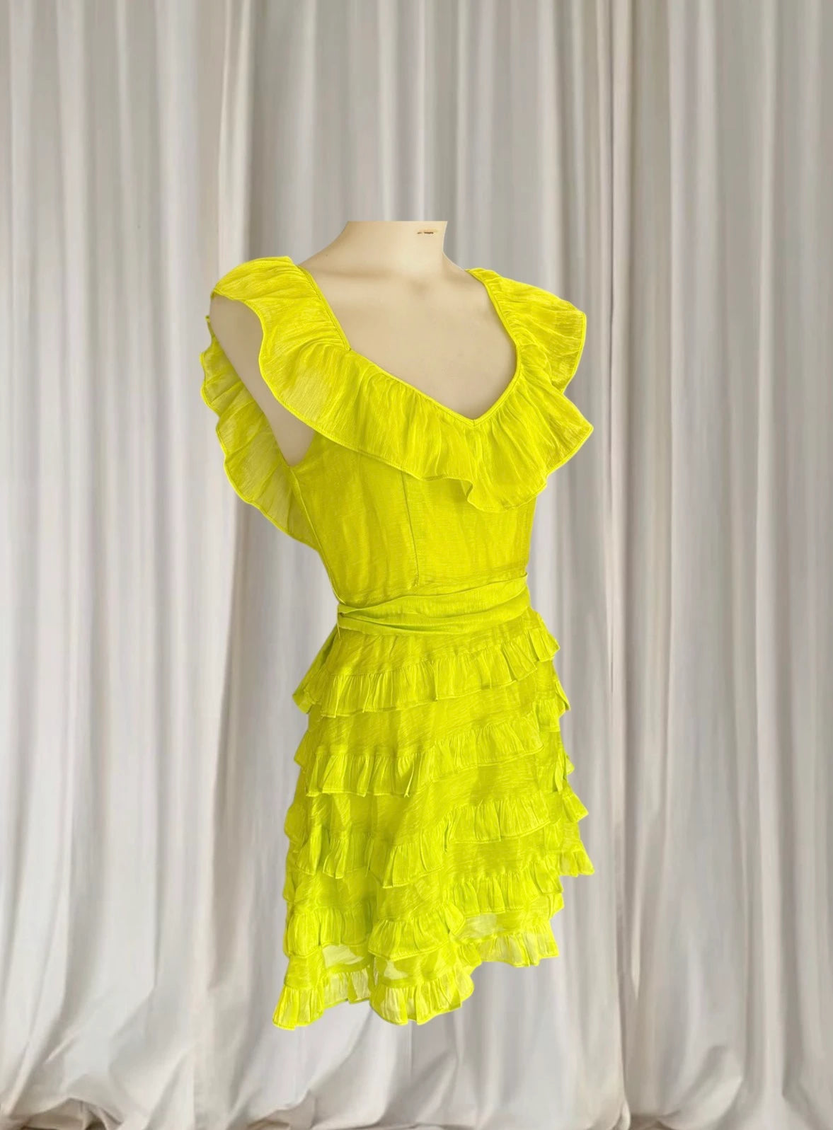 La Maison Talulah Petula Mini Dress - Vibrant Citrus V-Neck - Image 2