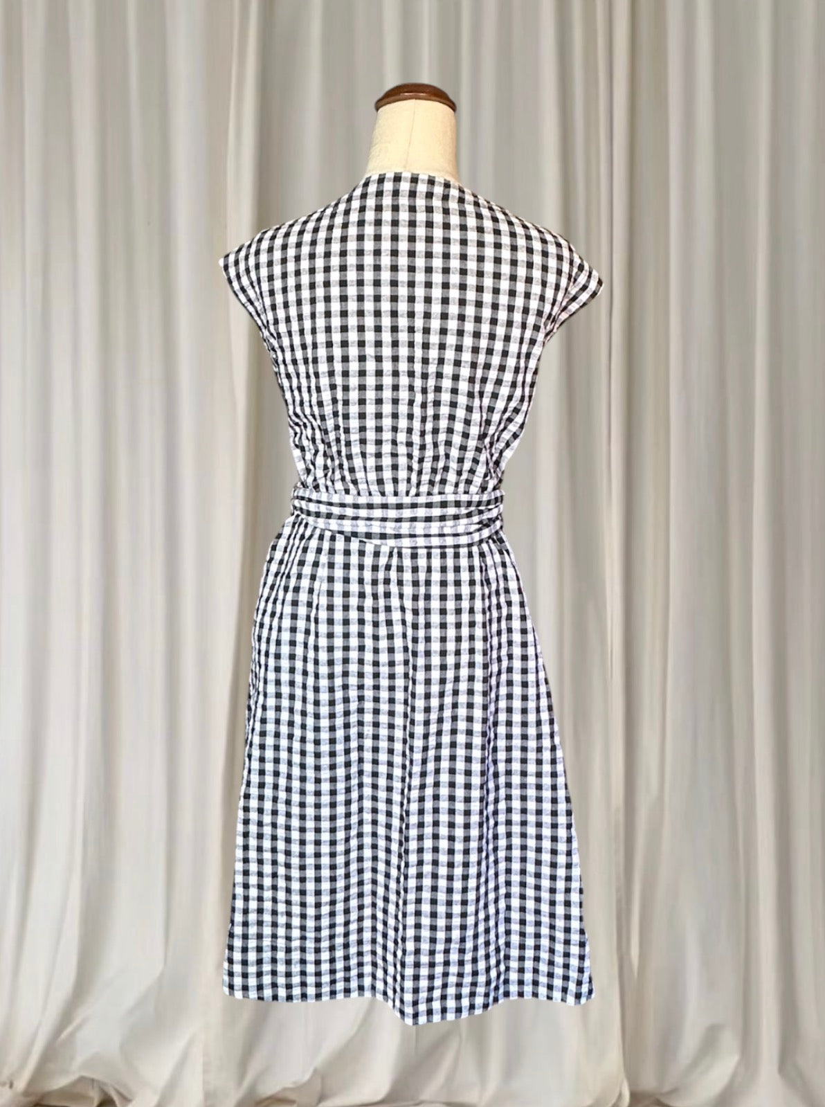 Spring Gingham Black and White Button-Front Sleeveless Tie Waist Midi Dress Size M