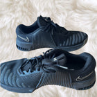 Nike Men's Black and Gold Trainers