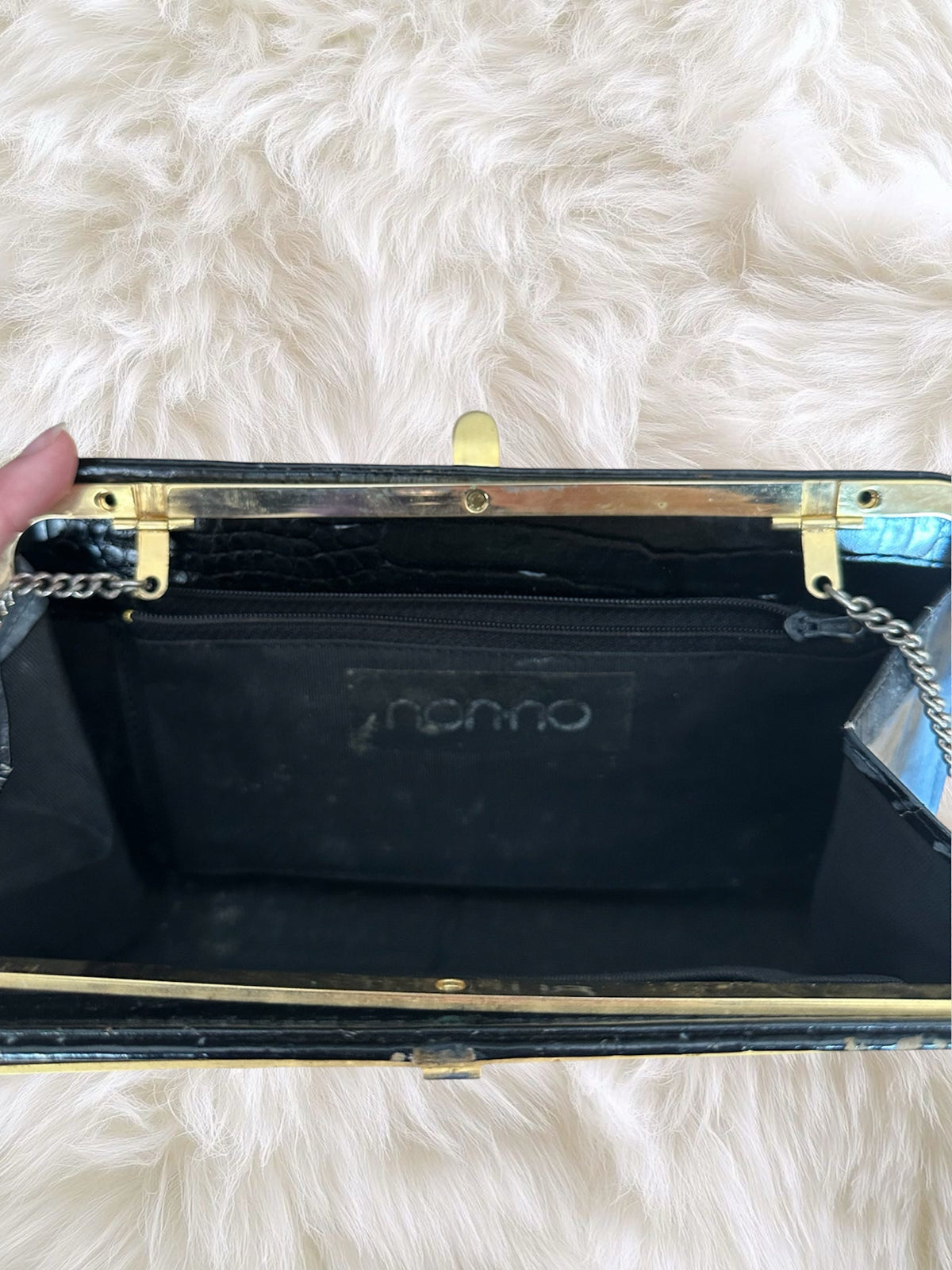 Vintage black crocodile-pattern clutch with chain shoulder strap