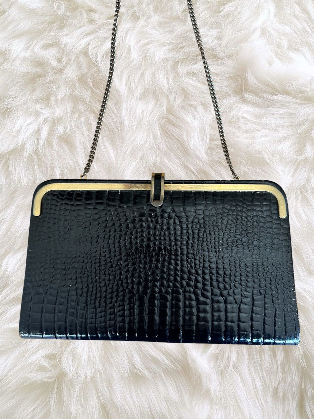 Vintage black crocodile-pattern clutch with chain shoulder strap