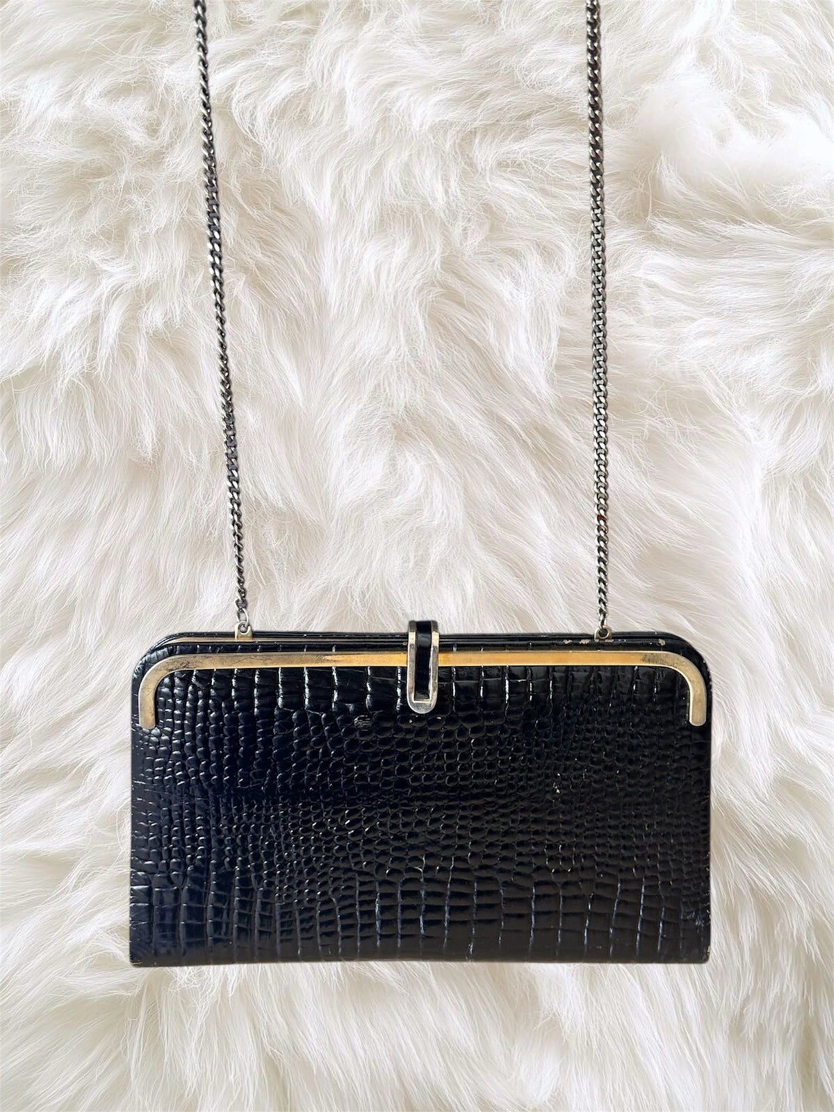 Vintage black crocodile-pattern clutch with chain shoulder strap